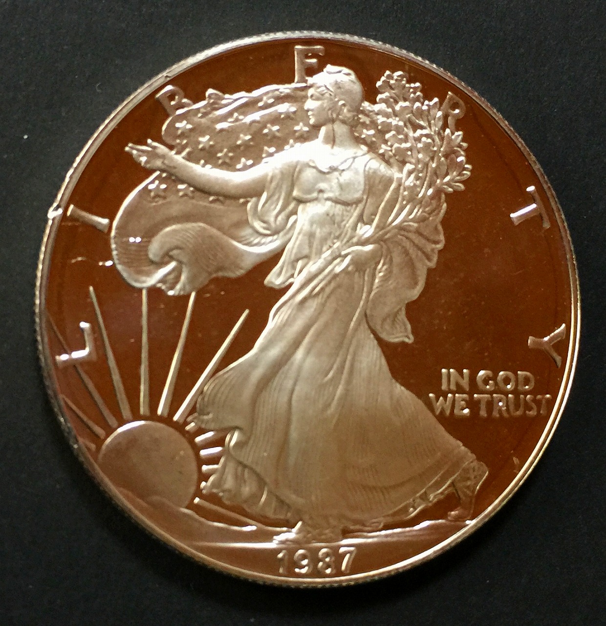１９８６年（初年度）・１９８７年 アメリカンイーグル銀貨 １オンス 